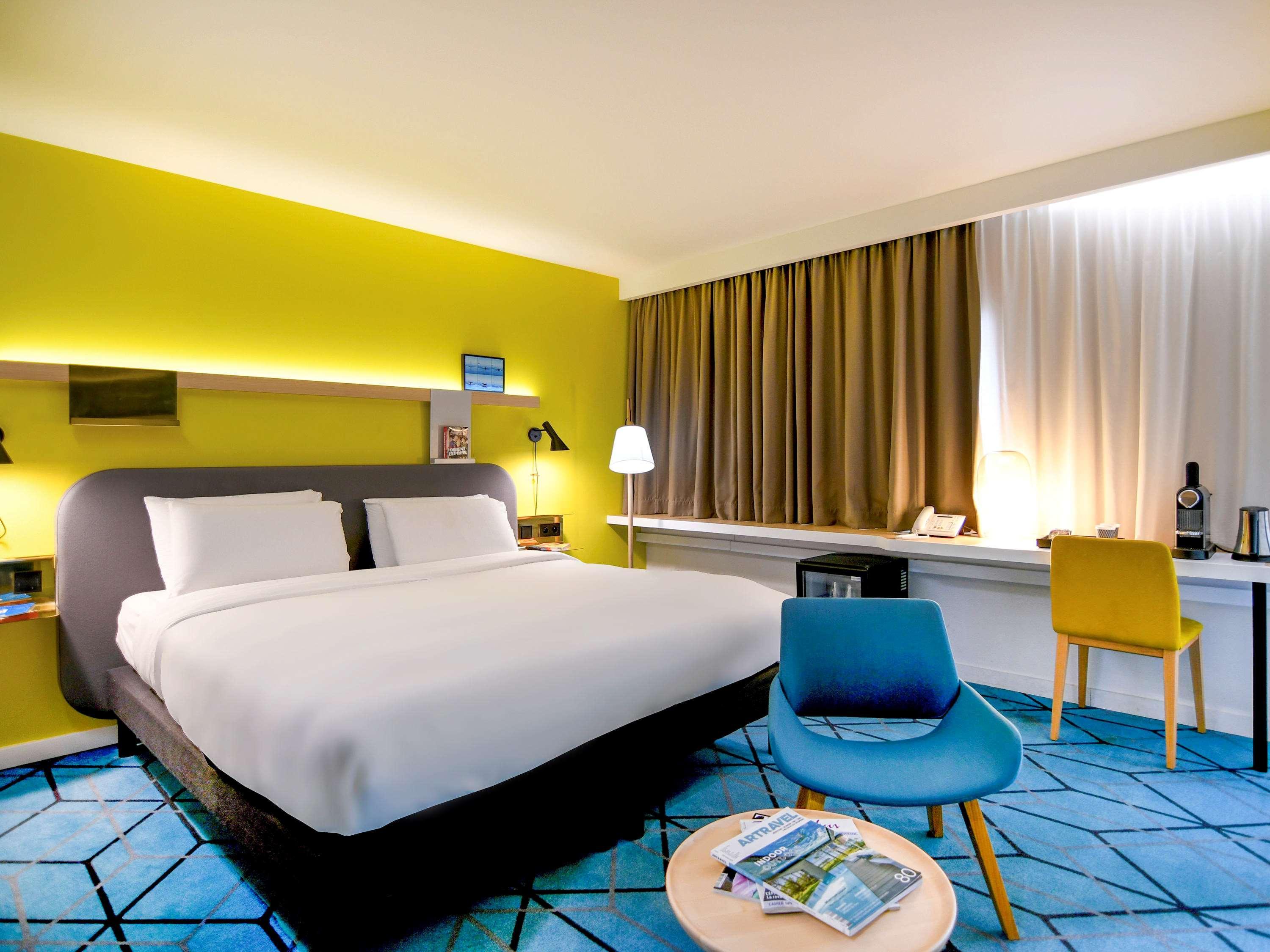 Mercure Nantes Centre Gare Hotel Екстериор снимка