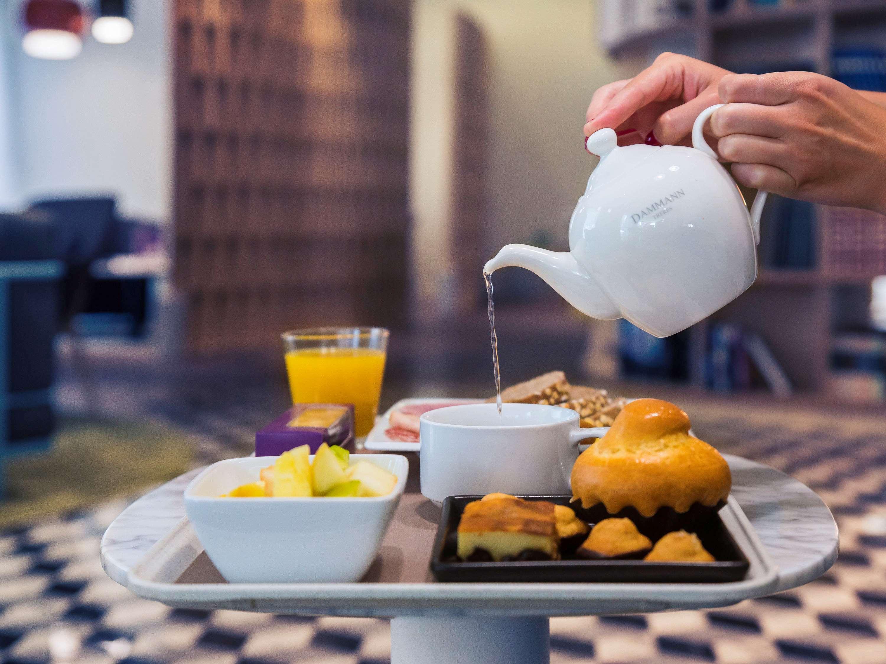 Mercure Nantes Centre Gare Hotel Екстериор снимка