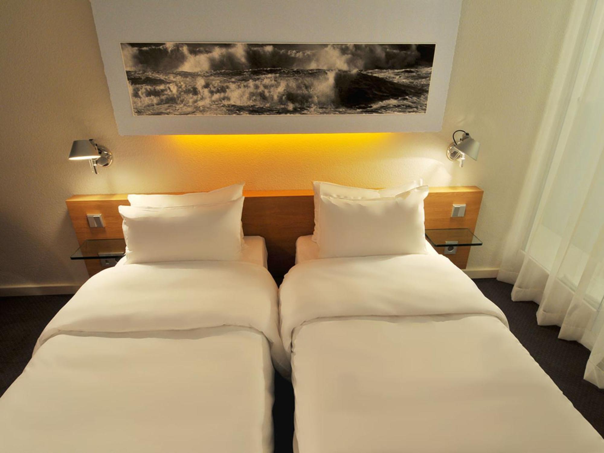 Mercure Nantes Centre Gare Екстериор снимка