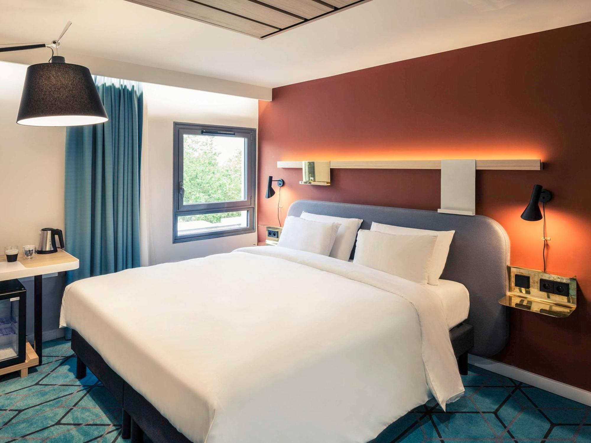 Mercure Nantes Centre Gare Екстериор снимка