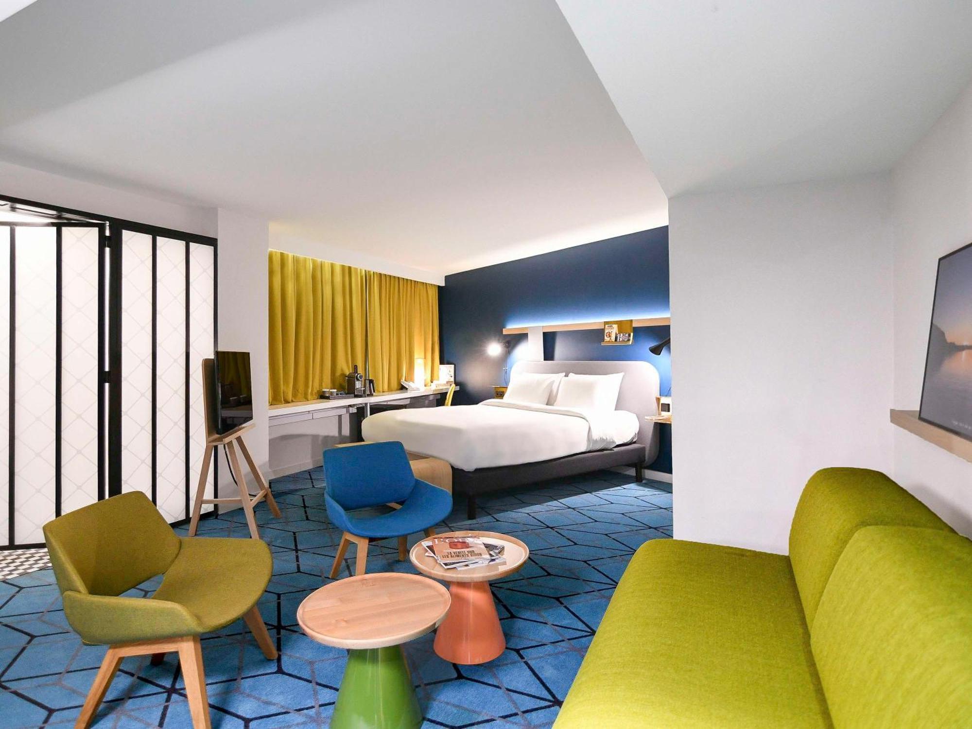 Mercure Nantes Centre Gare Екстериор снимка