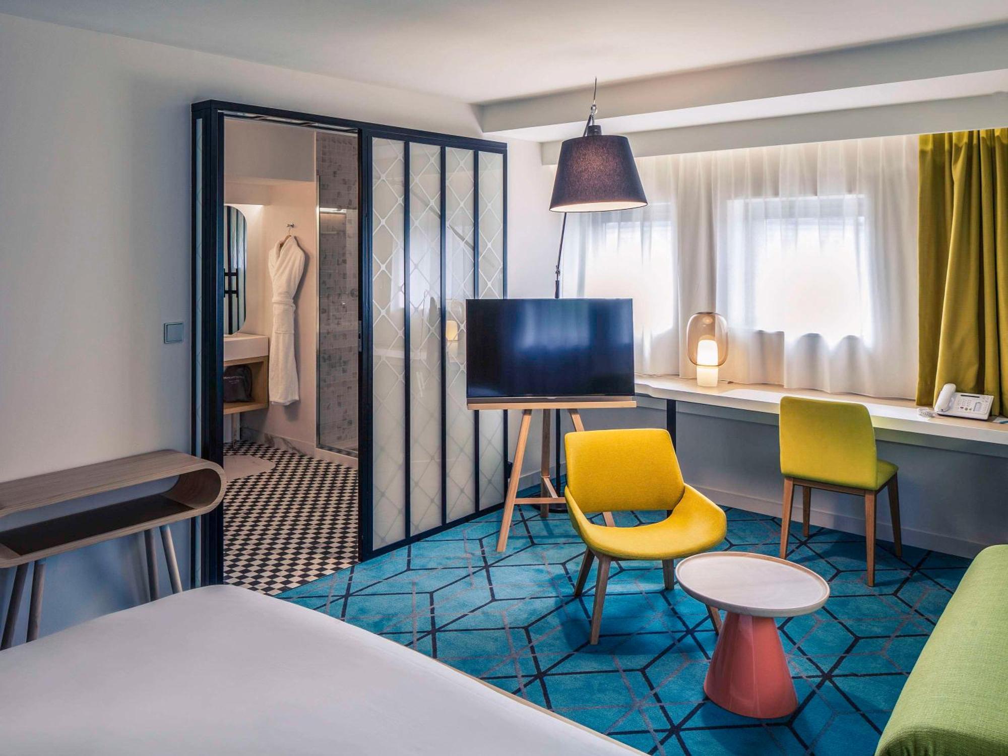 Mercure Nantes Centre Gare Екстериор снимка