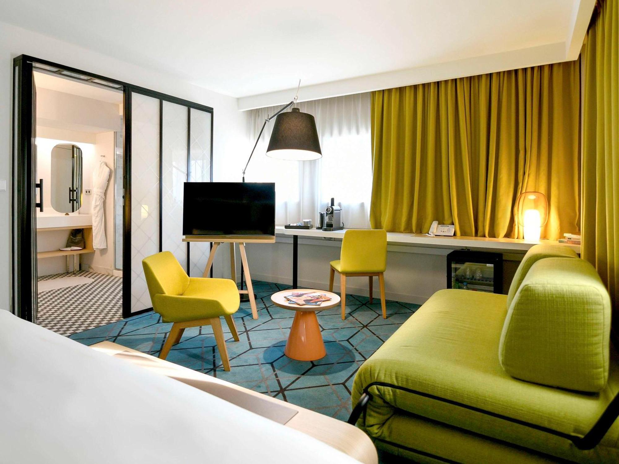 Mercure Nantes Centre Gare Екстериор снимка